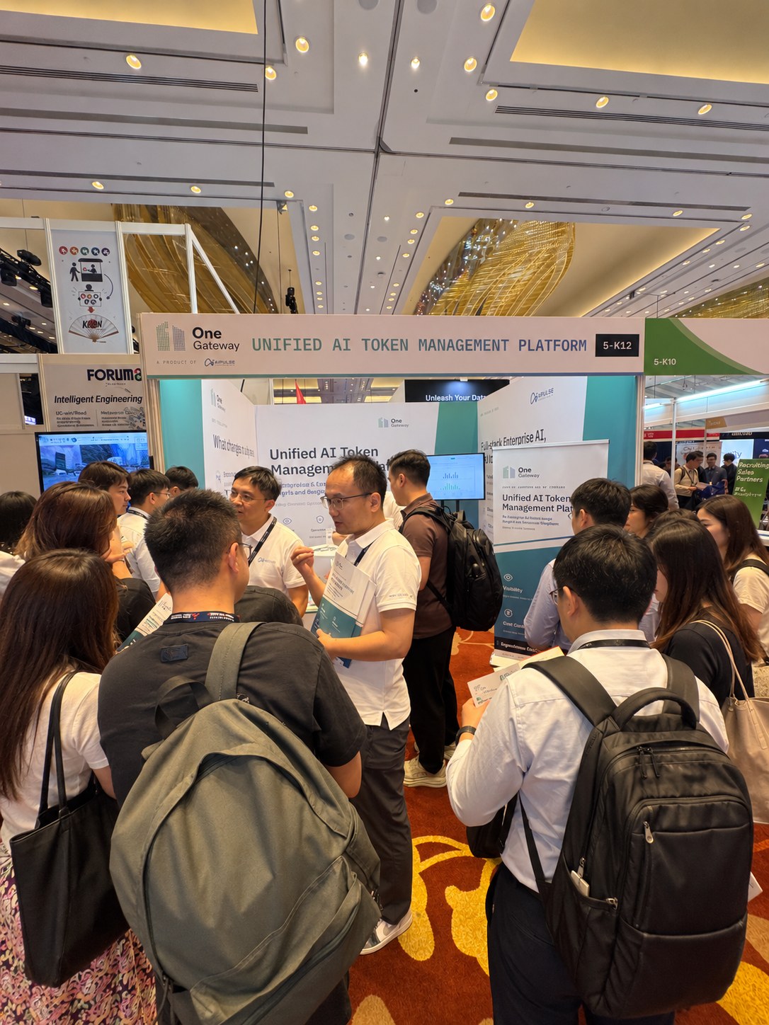 Peak Crowd at Booth 5-K12.